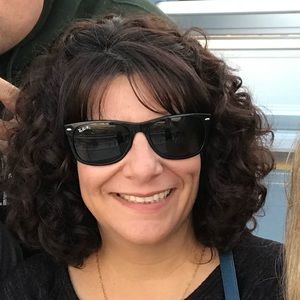 Meet your Posher, Laurieann